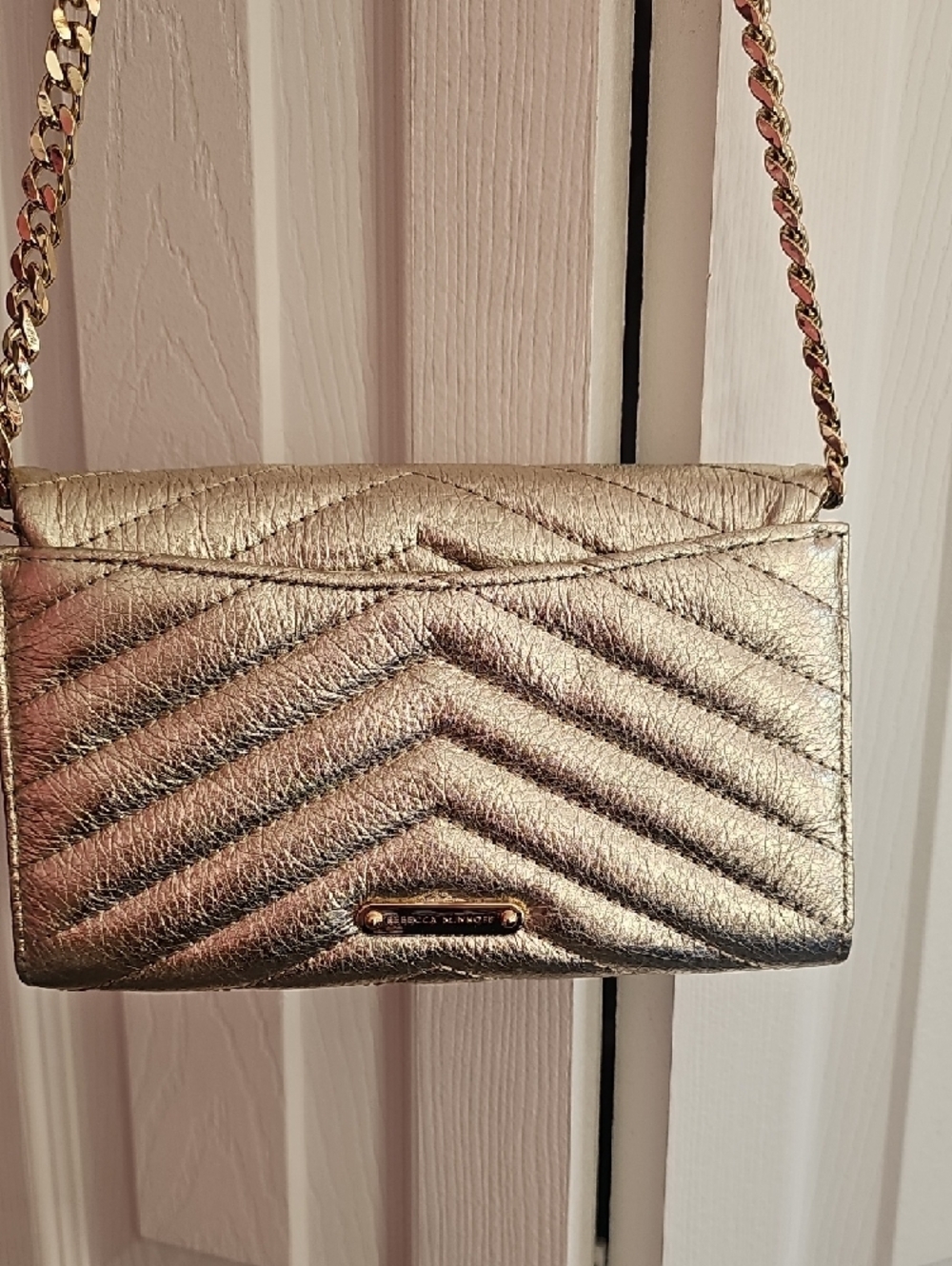 Rebecca Minkoff Metallic Gold Quilted Crossbody Bag - Picture 3 of 11